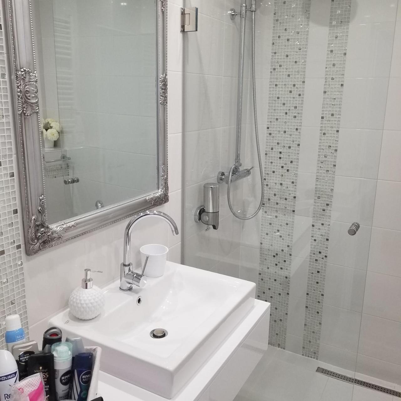 Stan Na Dan Angel Apartman Újvidék Kültér fotó