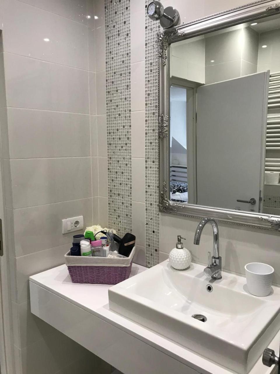 Stan Na Dan Angel Apartman Újvidék Kültér fotó